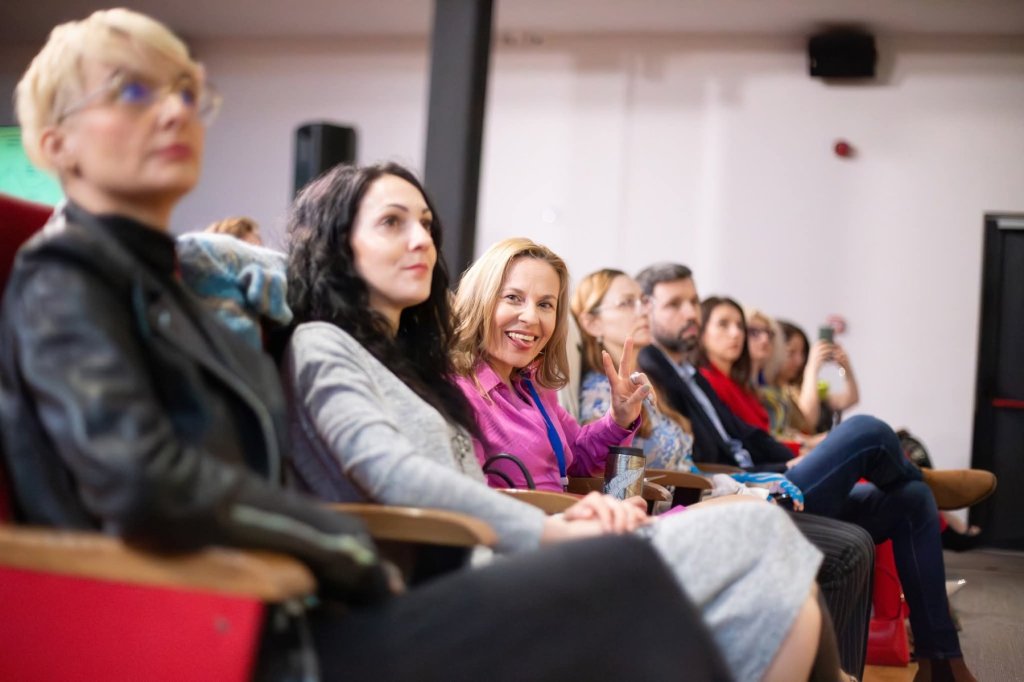 Participante în sală la Menopauza 360°